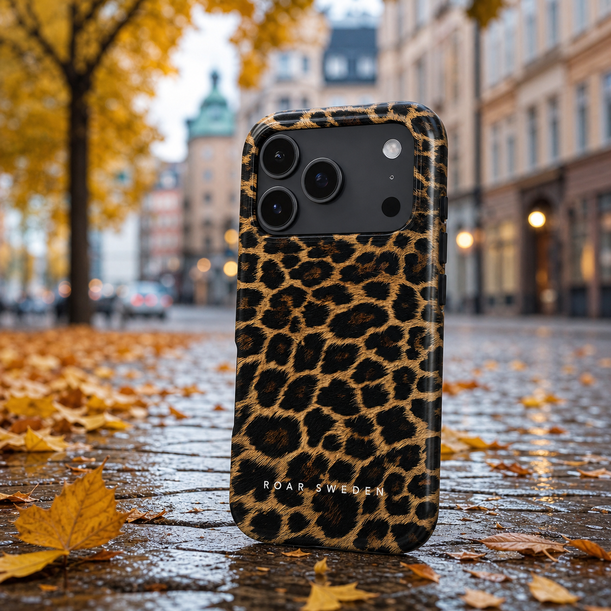 Leopard på hösten – därför fungerar djurmönstret även till mörka outfits