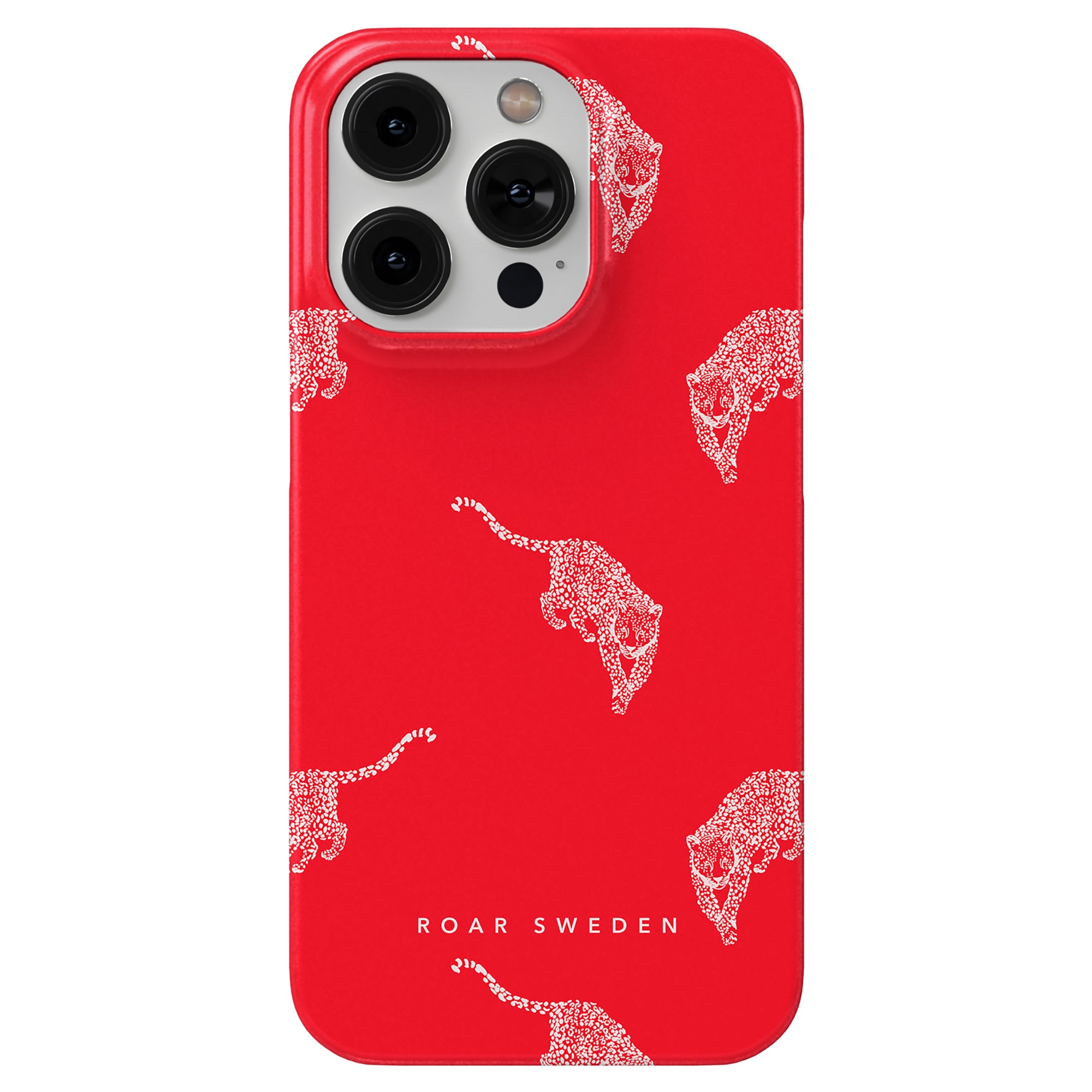 The Kitty Red - Slim case showcases an intricate white elephant design pattern, has a cutout for a triple-lens camera, and features the text "ROAR SWEDEN" at the bottom, offering both style and skydd.