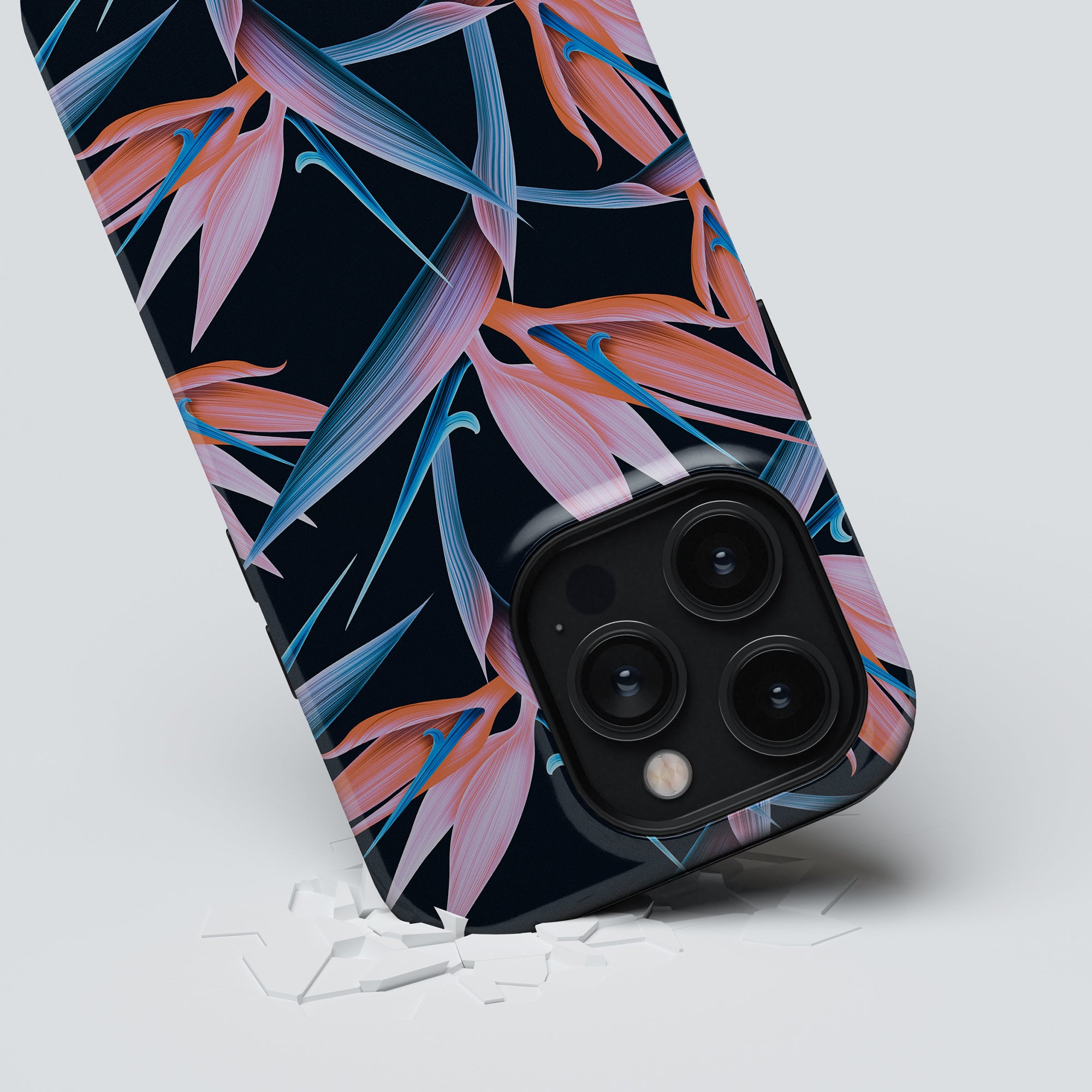 Paradise - Tough Case är det perfekta smartphonefodralet för paradisfågelälskare. Med en snygg design och enkel åtkomst till alla knappar och portar, behöver du aldrig ta bort Paradise - Tough Case för att använda din telefon.