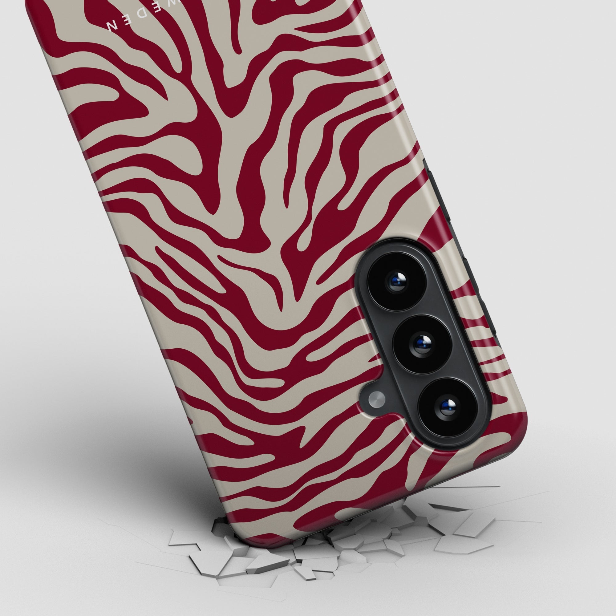 Zebra Rouge - Magnetic Tough Phone Case - Roar Sweden